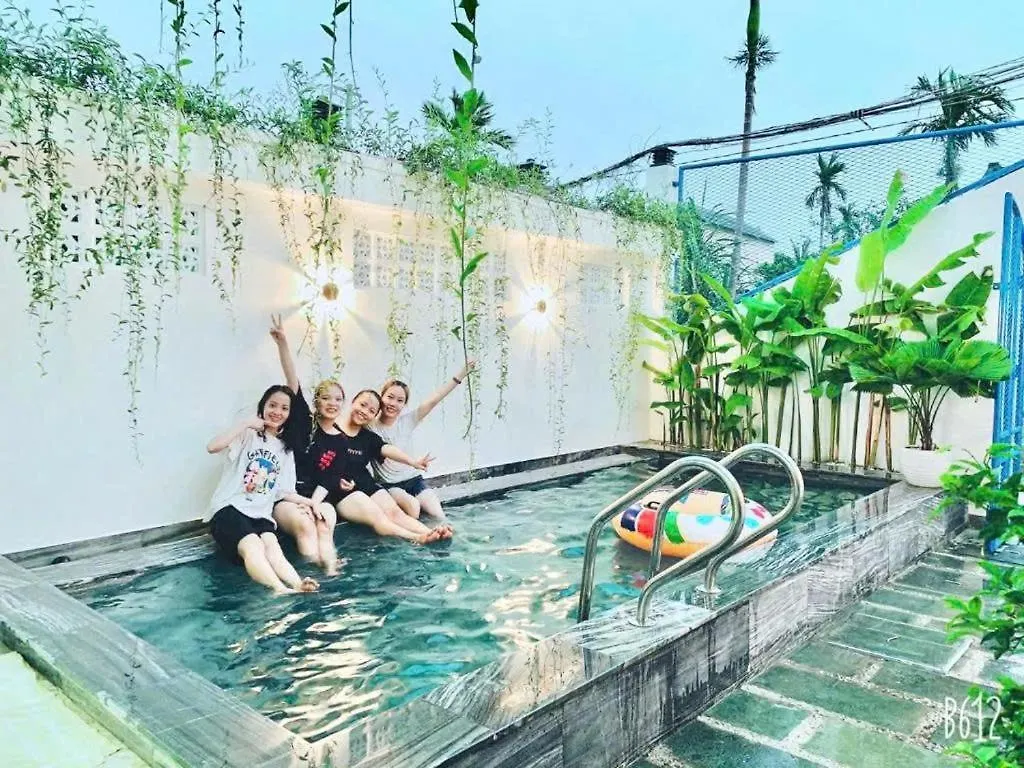 Lazy Bear Villa By The Little Hoi An 0*,