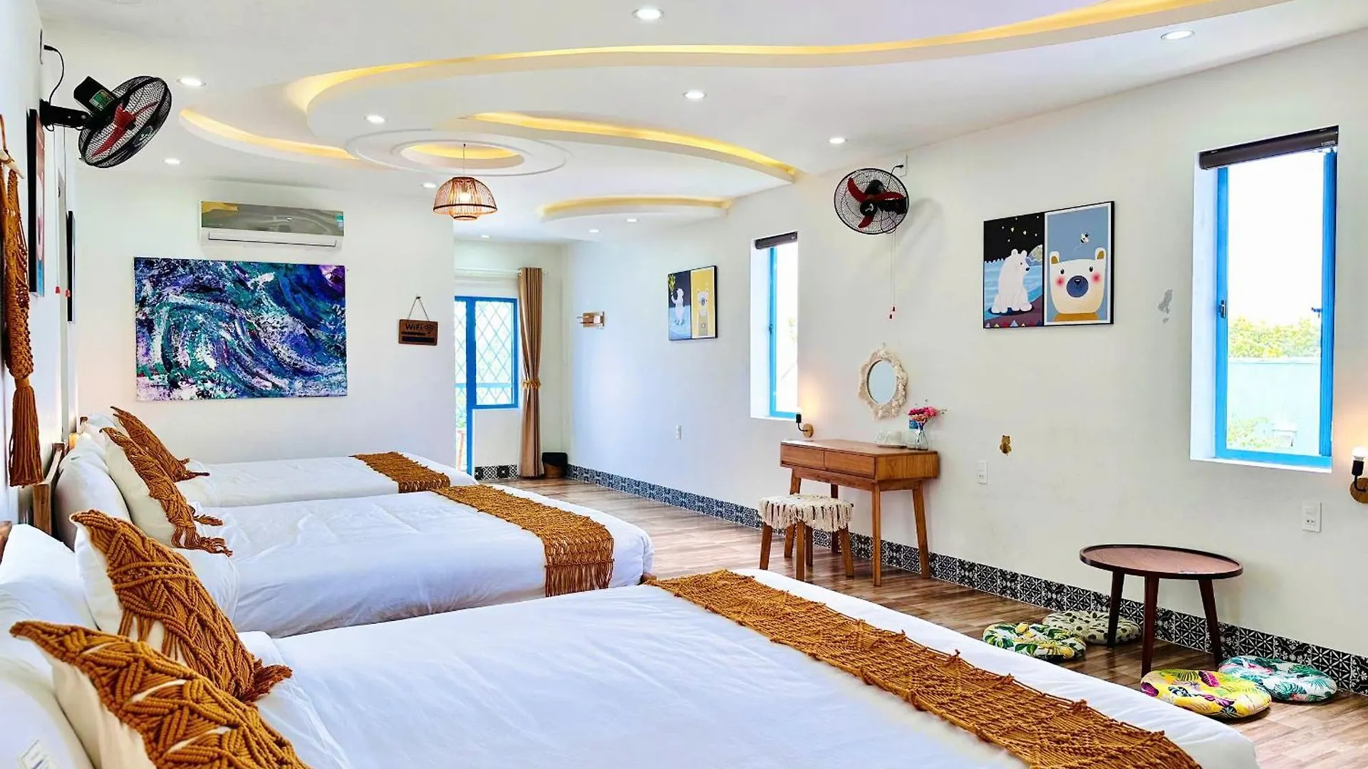 Hostel Lazy Bear Villa By The Little Hoi An