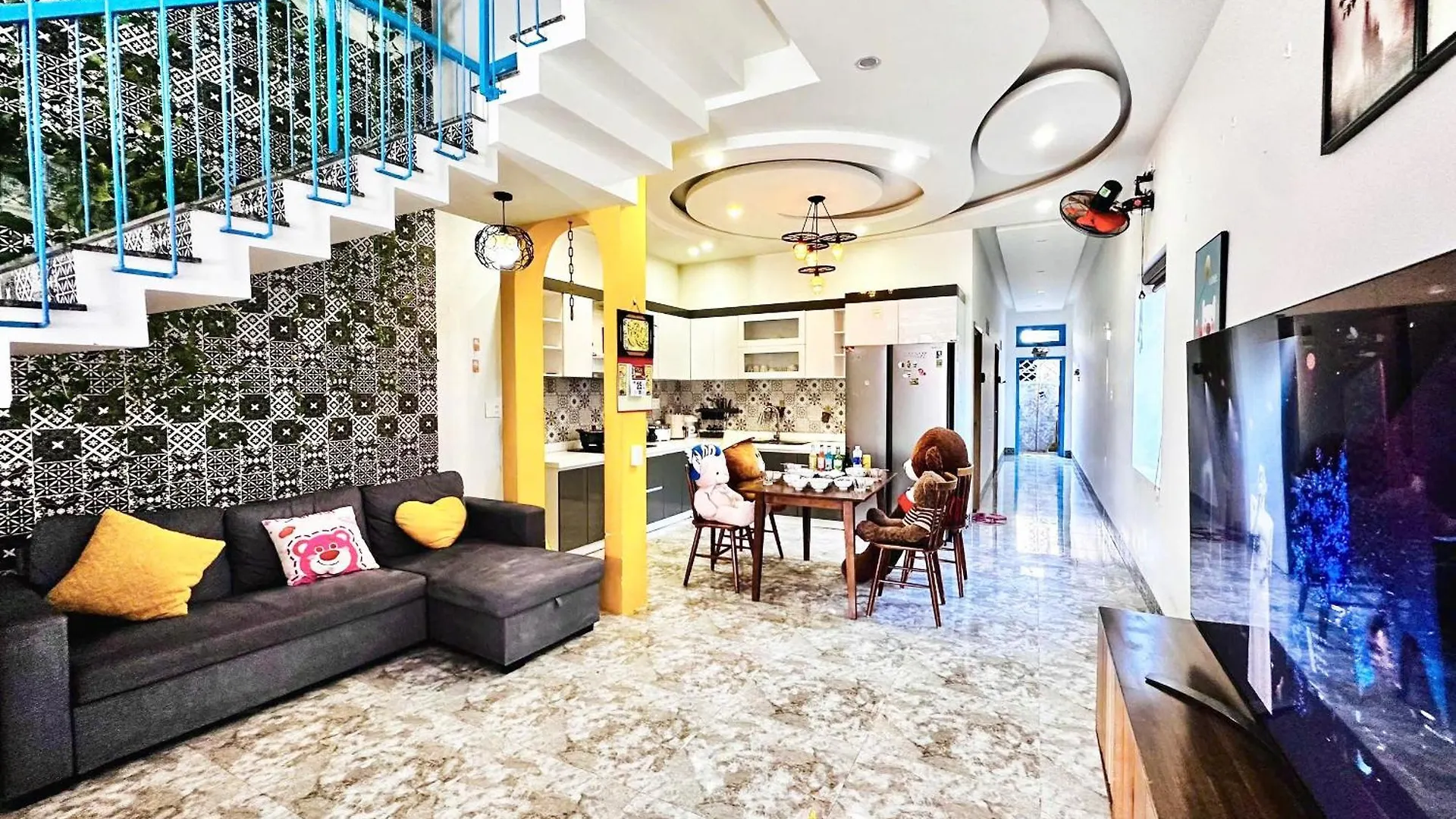 Hostel Lazy Bear Villa By The Little Hoi An Vietnam
