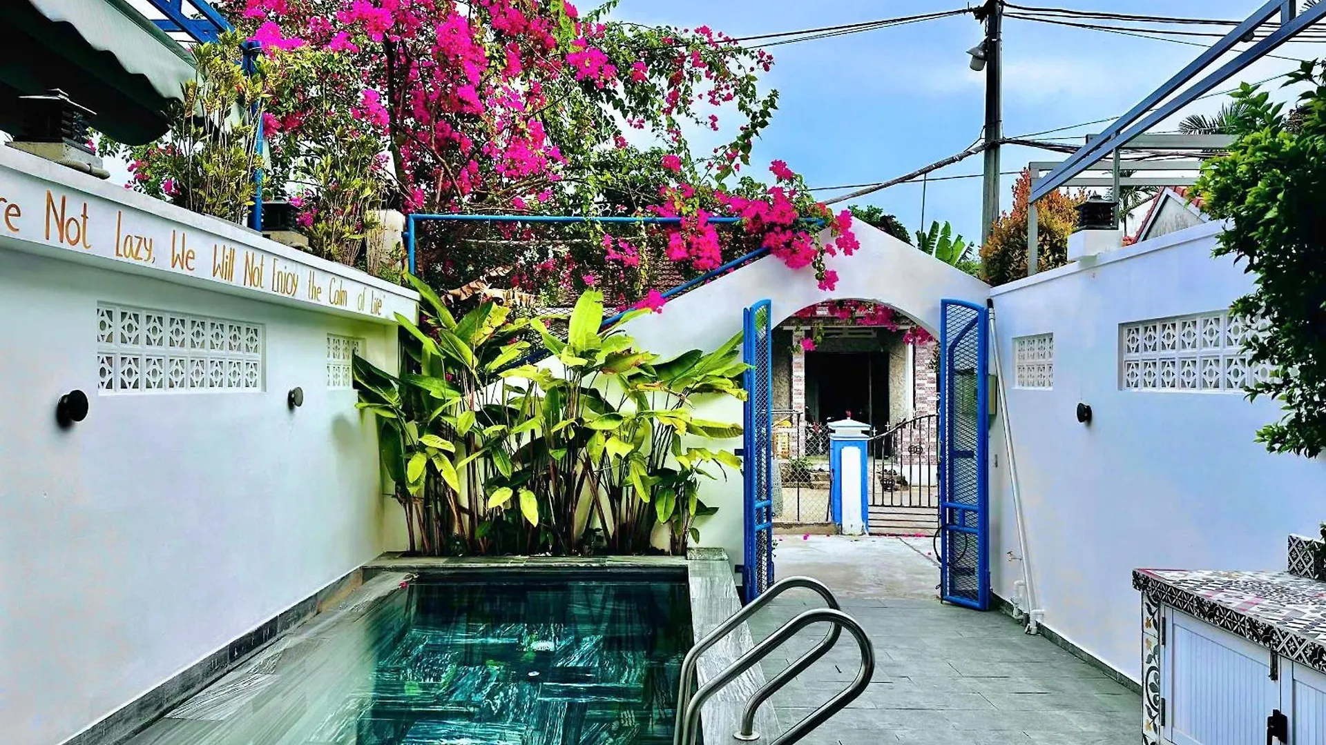 Lazy Bear Villa By The Little Hoi An 0*,